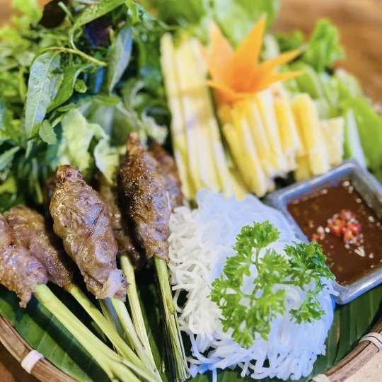 BÒ NƯỚNG MỠ CHÀI
