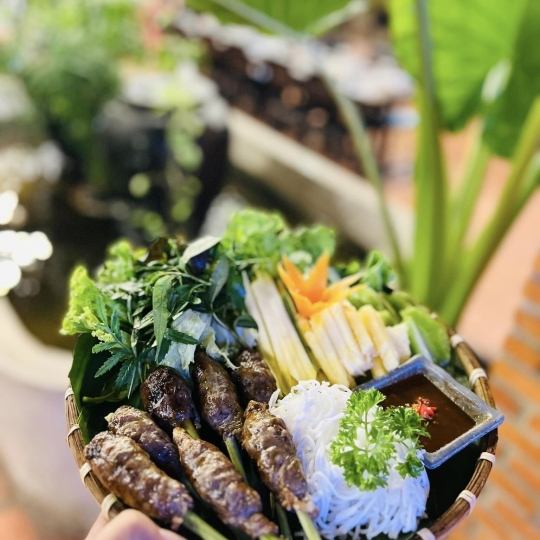 BÒ NƯỚNG MỠ CHÀI