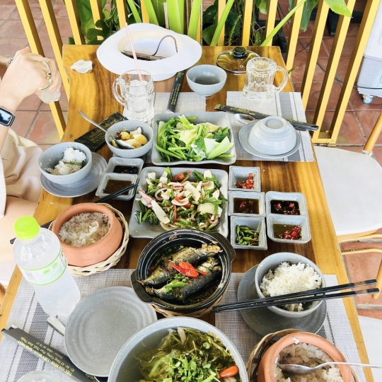 COMBO CƠM NIÊU THỨ 6